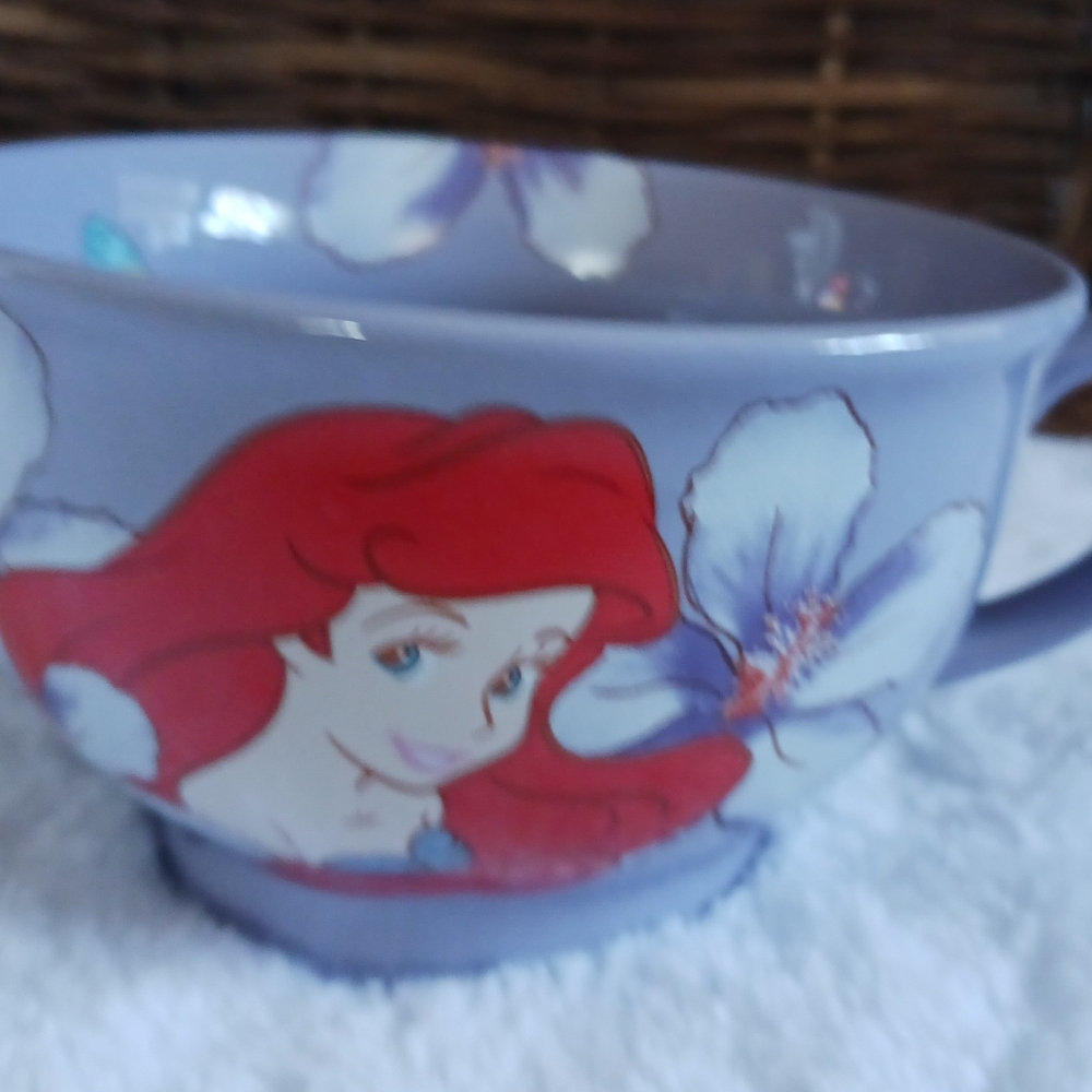 EUC Disneystore Little Mermaid Coffee Cup Mugs 14 Ozs. #101